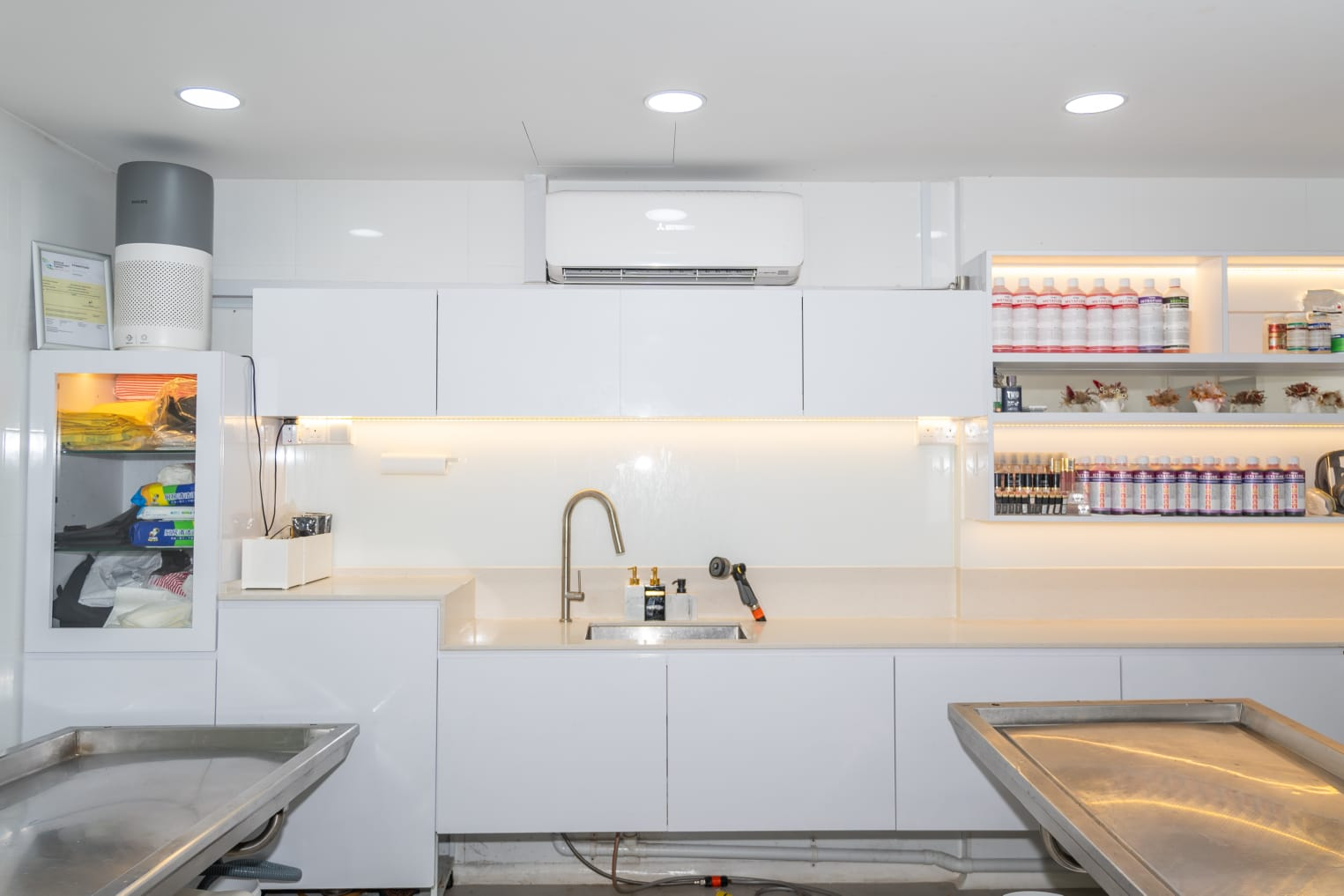 Hygienic and serene care environment